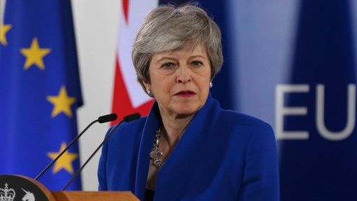 La Première ministre britannique Theresa May a finalement obtenu davantage de temps pour tenter de faire accepter aux députés britanniques l'accord qu'elle avait péniblement négocié avec Bruxelles ©AFP - Dursun Aydemir / ANADOLU AGENCY