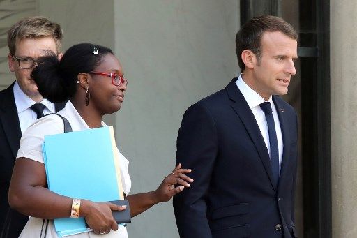 Sibeth Ndiaye, conseillère presse d'Emmanuel Macron, réputée pour son franc-parler, est nommée à 39 ans au poste stratégique de porte-parole du gouvernement