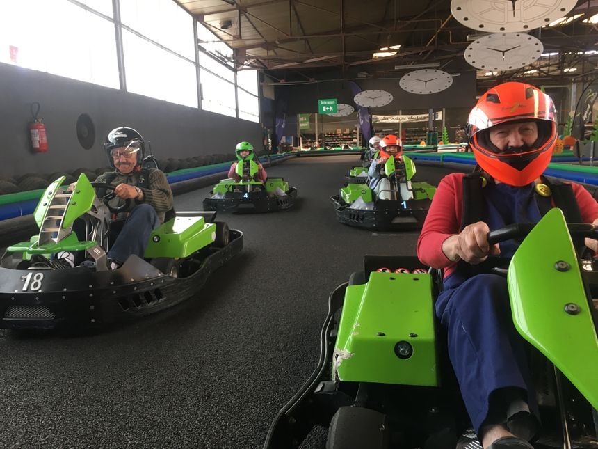 L'EHPAD de Champeix au karting "Speedomax" de Clermont-Ferrand