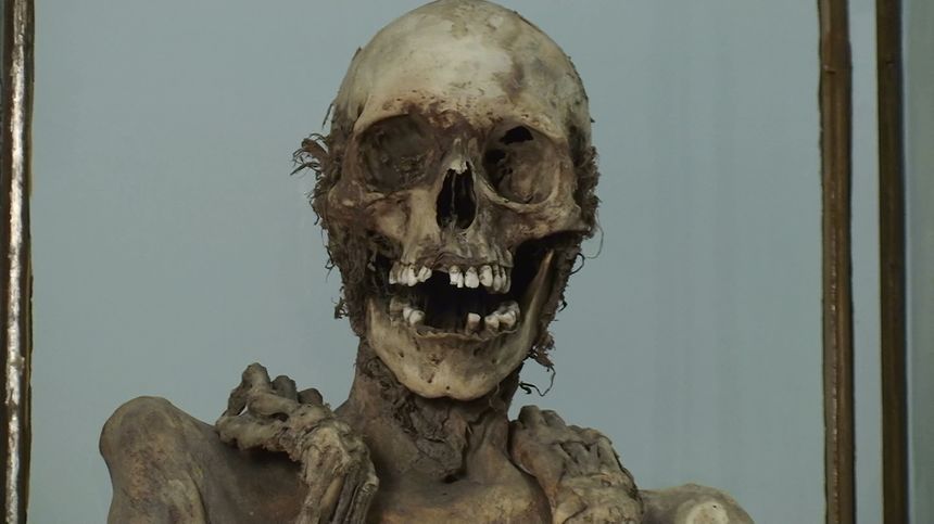 La momie péruvienne de l’intermédiaire récent (1100-1450) à Bruxelles