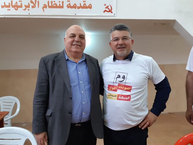 Après l’adoption l’an dernier de la loi sur l’Etat-nation juif par le gouvernement Netanyahou, Youssef Jabareen (à droite), député arabe israélien sortant, fait un choix de raison : il votera pour le centriste Benny Gantz.
