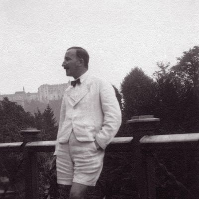 Stefan Zweig, dans sa maison à Salzburg, autour de 1930