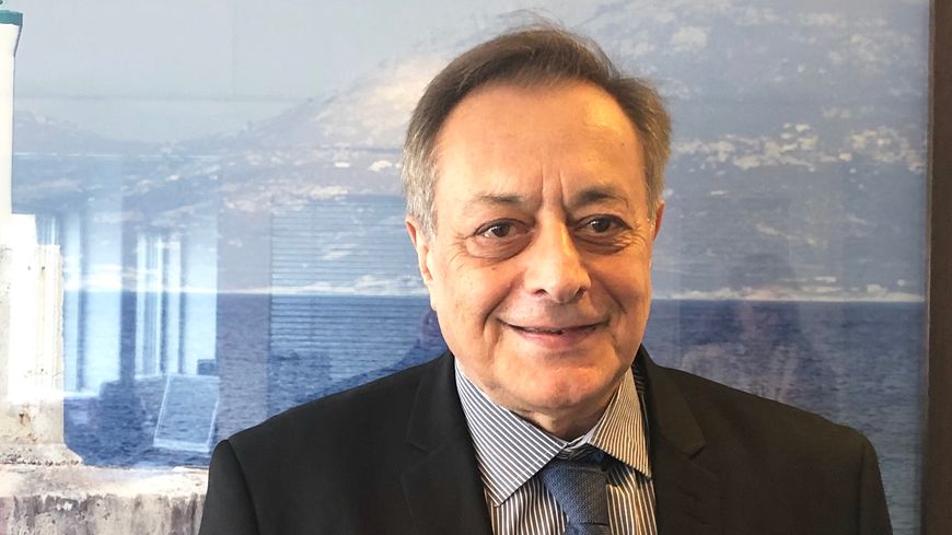 Pierre Ménat, diplomate de carrière et auteur d'un ouvrage intitulé : « France cherche Europe désespérément », publié récemment aux Editions L’Harmattan, mercredi 10 avril 219