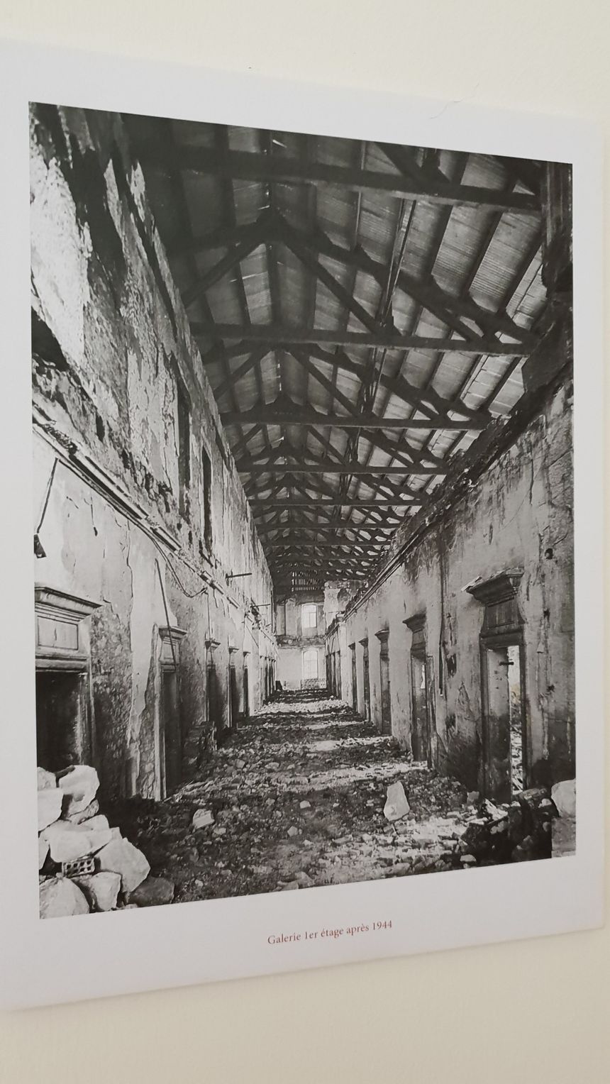 Les couloirs avant la rénovations du bâtiment