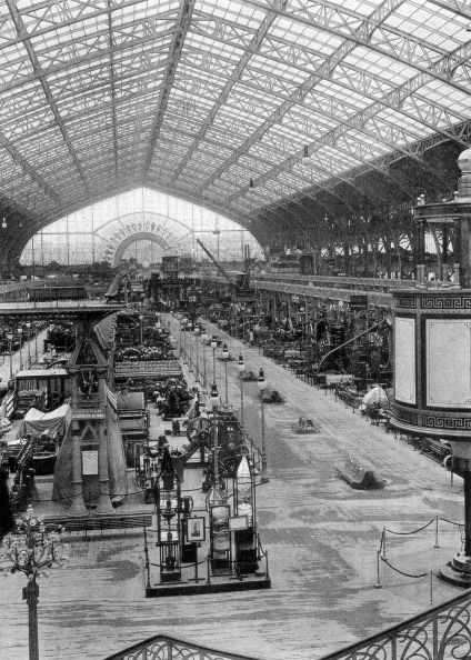 La Galerie des Machines, sur le Champs-de-Mars