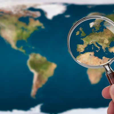 Europe et Afrique observées à la loupe sur un planisphère