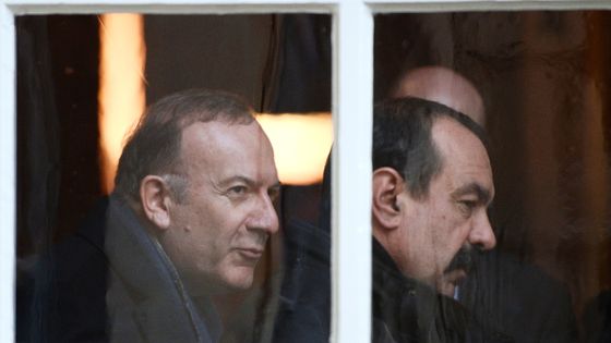 Pierre Gattaz, Philippe Martinez - 25 février 2015 ©AFP - STEPHANE DE SAKUTIN