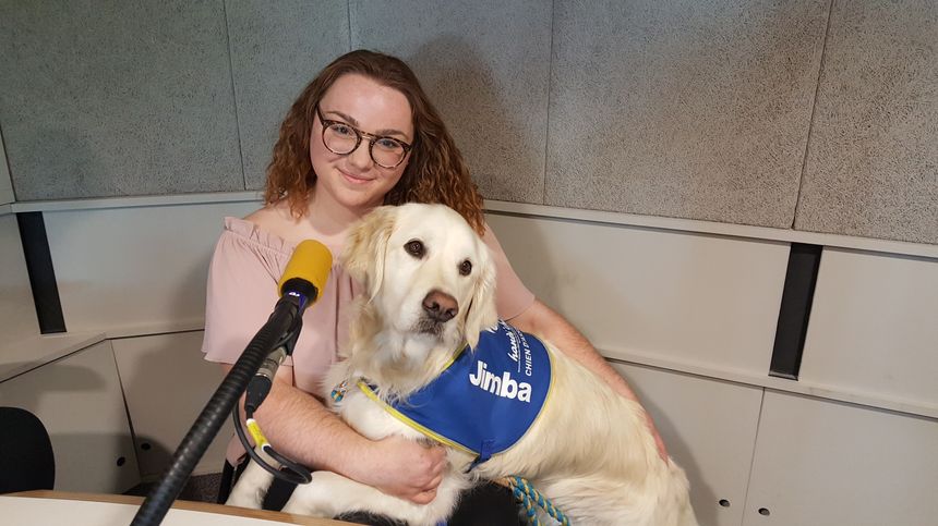Margaux Lenormand et Jimba dans l'émission "Les Normands sont formidables" sur France Bleu Normandie