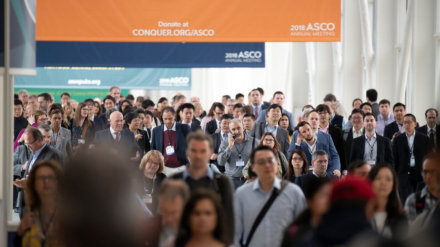 L'ASCO, qui se tient chaque année en juin à Chicago, c'est le congrès annuel qui permet de présenter et comparer toutes les nouvelles thérapeutique