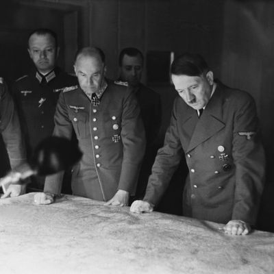 Adolf Hitler dans son quartier général le 7 août 1941