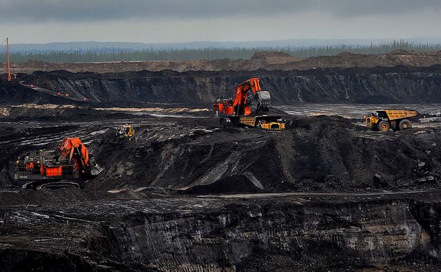 Gisements de pétrole canadiens dans la province d'Alberta