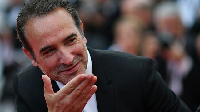 Jean Dujardin sur le tapis rouge