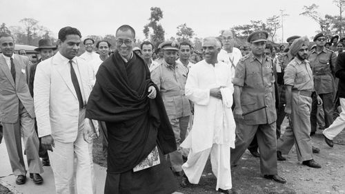 L'histoire des Dalaï-Lamas (3/4) : La fragilité d'un pouvoir 