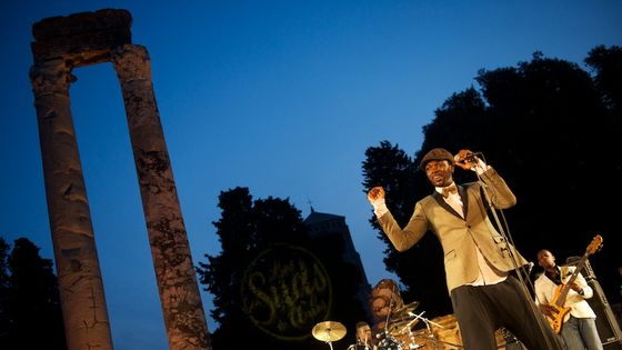 Baloji - Théâtre Antique (Arles)