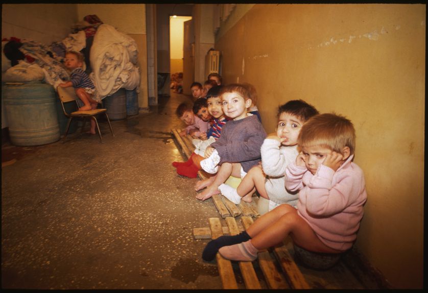 La Roumanie De Ceaușescu Laboratoire D Une Politique Anti Ivg