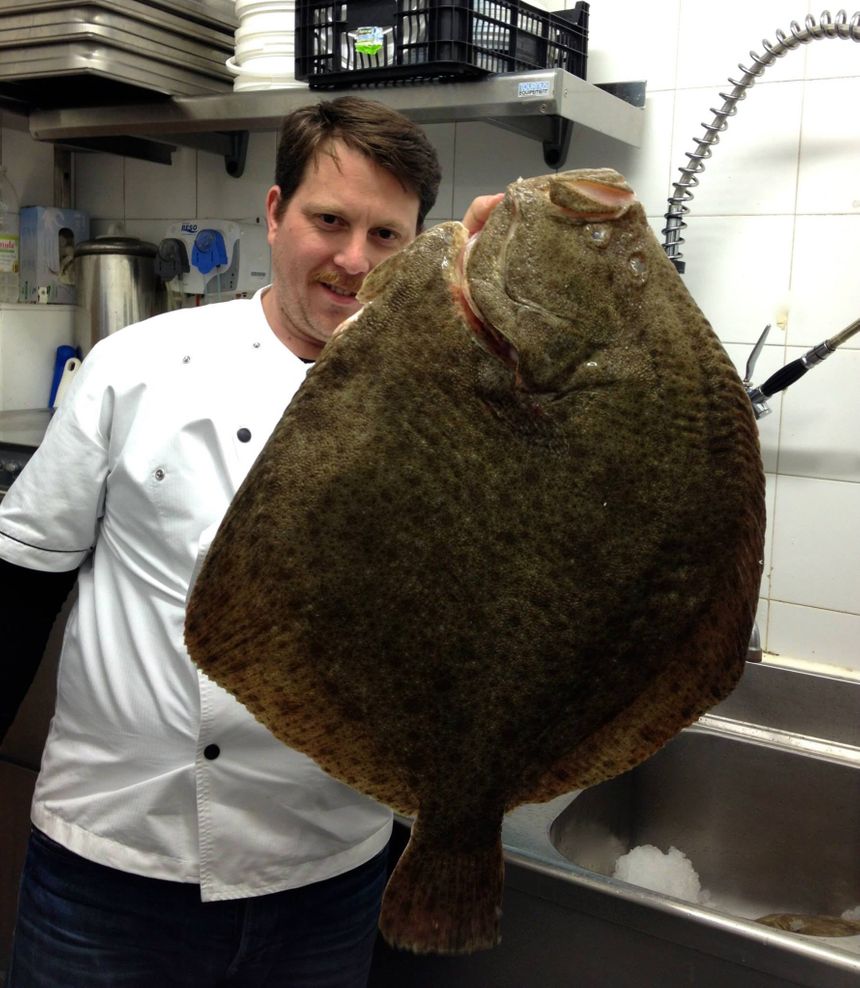 Le chef Christophe Beucher "met le Turbot" au restaurant "Ôde Marine" de Bourg de Péage