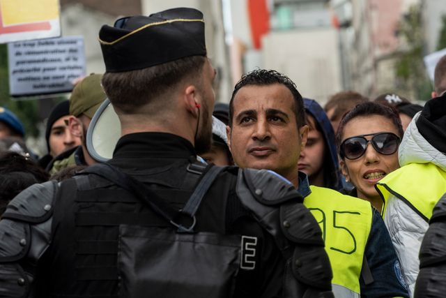 Le 4 mai 2019 à Paris face à face manifestants-policier