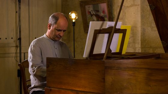 Olivier Baumont (Clavecin) joue Scarlatti dans le cadre de l'enregistrement de l'intégrale des sonates par France Musique au château de Flamarens (Gers) le 19 juillet 2018. ©Radio France - Guillaume Decalf