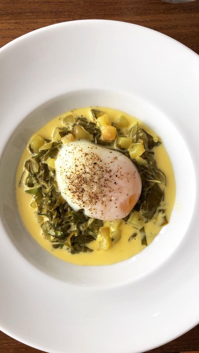 Œuf mollet à l’oseille