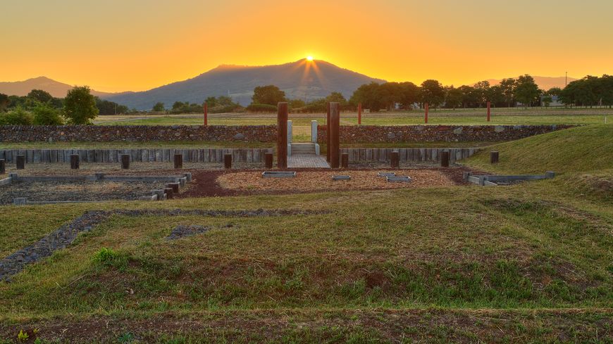 Reconstitution du site archéologique de Corent (Puy-de-Dôme)