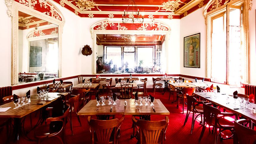 Salle du café de la paix