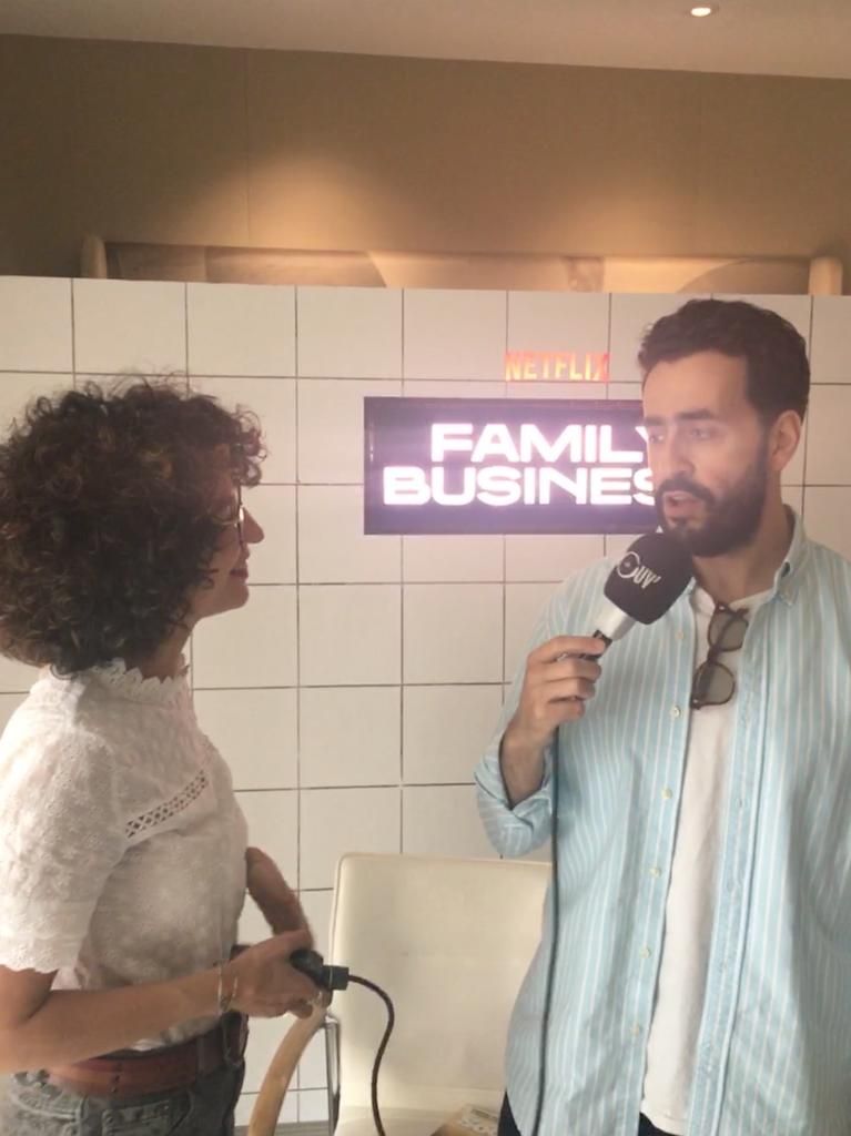 FAMILY BUSINESS - Jonathan Cohen au micro de Yasmina Benbekaï