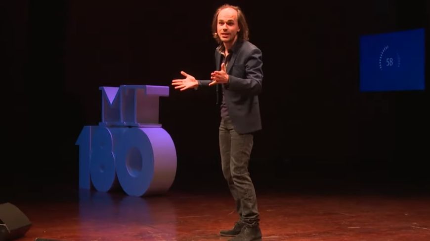 Tom Mébarki, lauréat de Ma thèse en 180 secondes