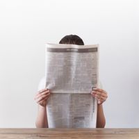 Tour de France avec le journaliste Mikael Corre de La Croix pour nous présenter ceux qui méritent d'être dans le journal (et qui ne le sont jamais)