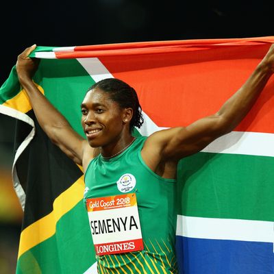 Caster Semenya, reine du 800m féminin, est accusée d'avoir naturellement un taux de testostérone élevé qui pourrait l'avantager