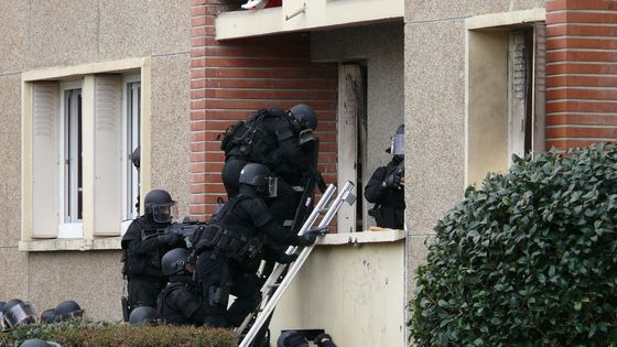 L'Assaut du RAID dans l'appartement de Mohammed Merah à Toulouse. ©Getty - Jean-Pierre Rey