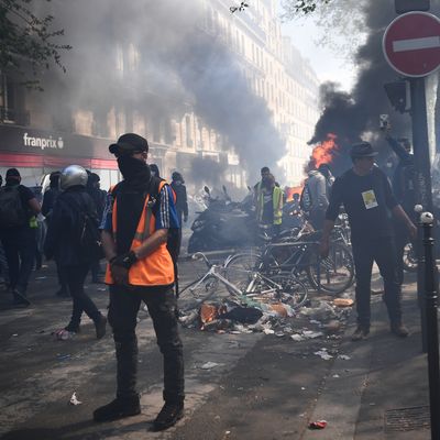 Des manifestants à Paris le 20 avril 2019
