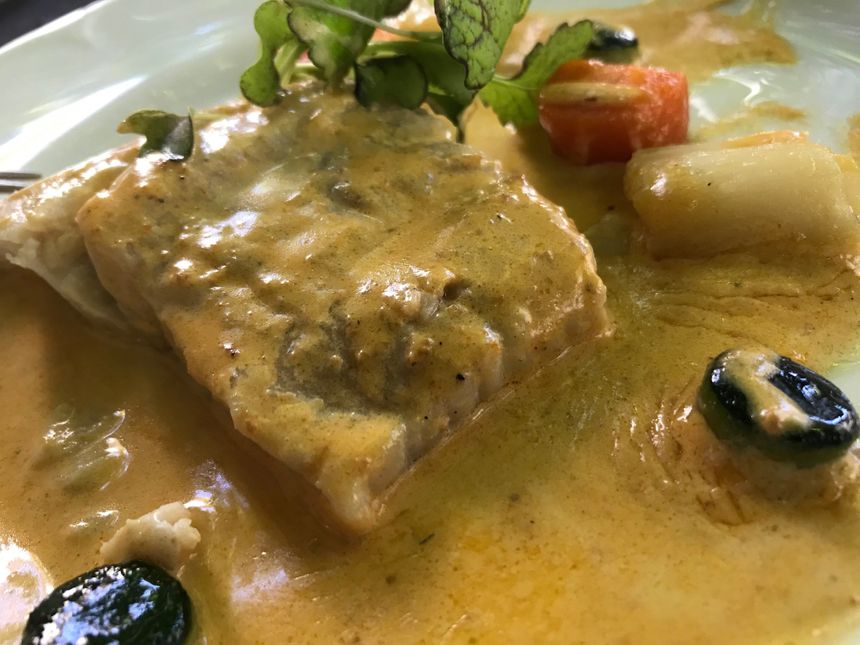 Poisson Lieu en Sauce