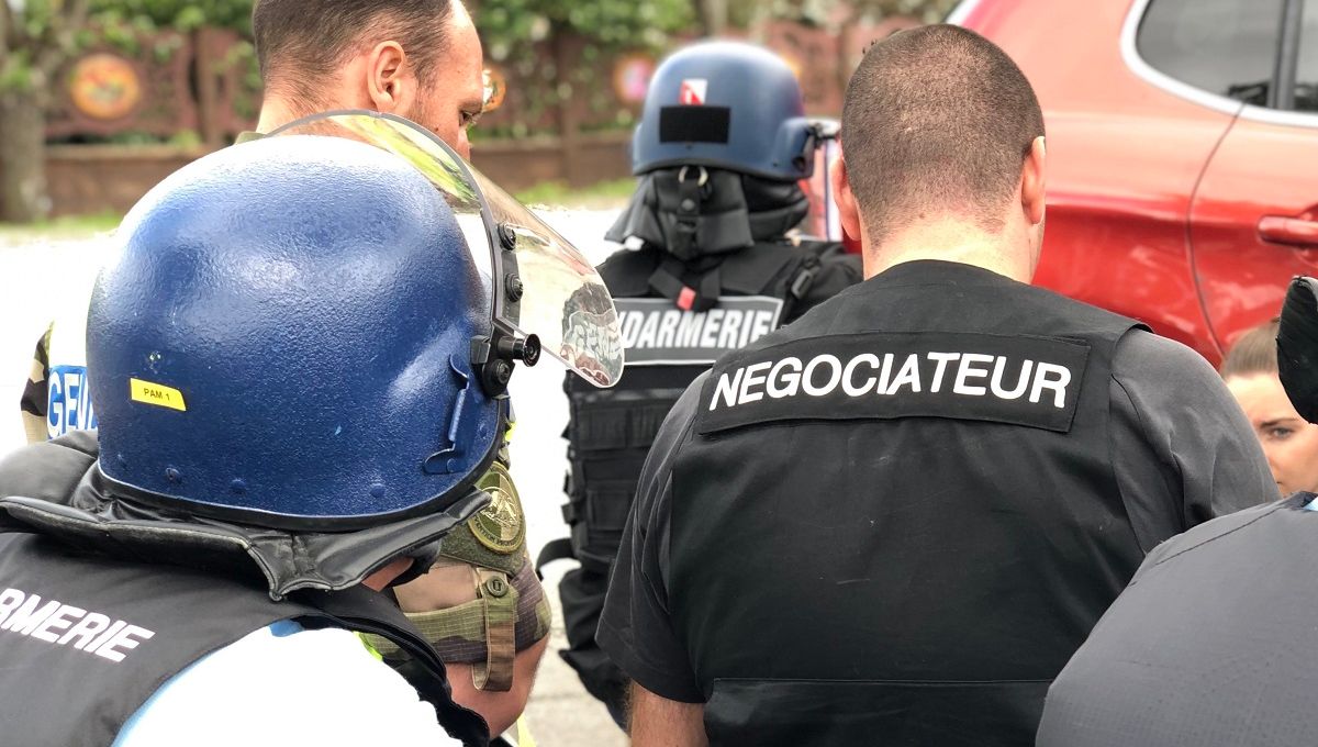 quand un gendarme rencontre