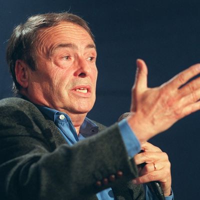 Le sociologue Pierre Bourdieu en 1998.