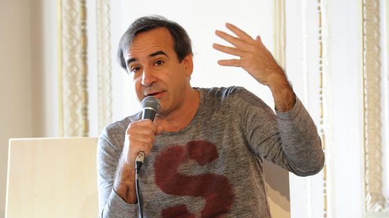 Michka Assayas, journaliste et écrivain, auteur de "Woodstock, Threee days of peace and music" (GM Editions, 2018) ©Maxppp - PHOTOPQR/LE PROGRES/SONIA BARCET