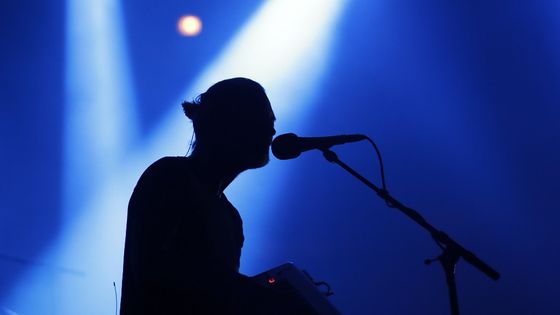 Thom Yorke, du groupe Radiohead, sur scène à Chicago en juillet 2018 ©AFP - Kamil Krzaczynski