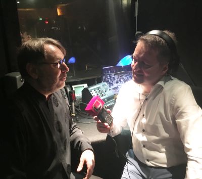 Nicolas Bône au micro de Benjamin François
