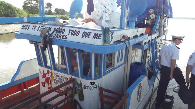 Le 13 juin dernier, le Progresso, bateau brésilien, a été arrêté en Guyane. A bord, 12 Brésiliens pêchaient illégalement. 12 kilos de vessies natatoires à bord et 700 kilos de poissons