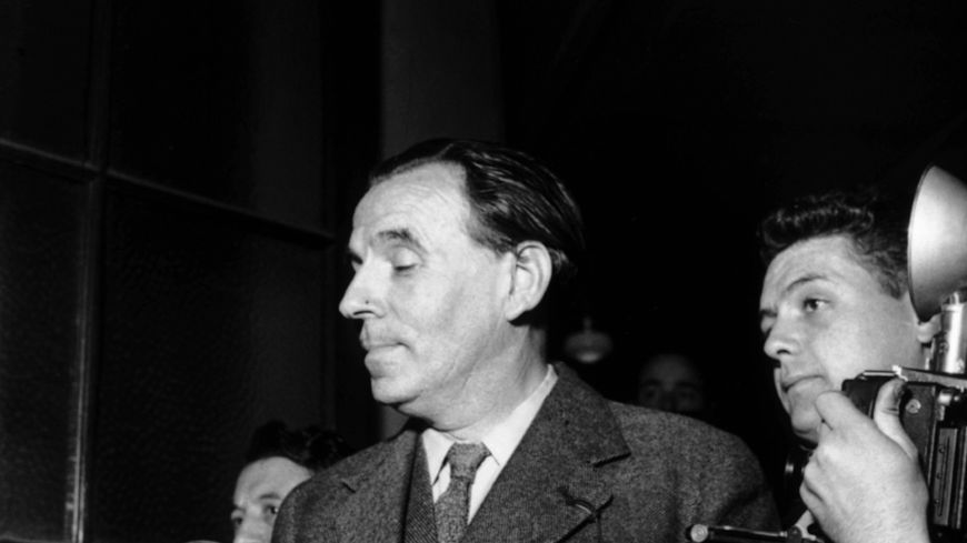 Louis Ferdinand Céline devant les photographes en 1951