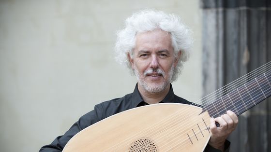 Eduardo Egüez de l'ensemble La Chimera - Remke Spijkers