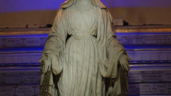 La Vierge aux rayons dans la Chapelle de la Médaille Miraculeuse à Paris - La Chapelle de la Médaille Miraculeuse - Radio France