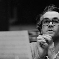 Michel Legrand lors d'une séance d'enregistrement à Londres, 17 février 1975