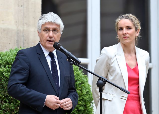 Philippe Martin et Delphine Batho lors de la passation de pouvoir le 3 juillet 2013