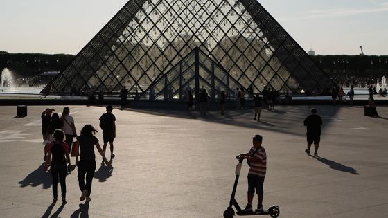 La Pyramide du Louvre, de Ieoh Ming Pei ©AFP - Ludovic MARIN