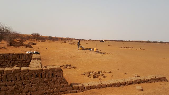 Les habitants de Ménaka sont livrés à eux-même dans un environnement hostile.