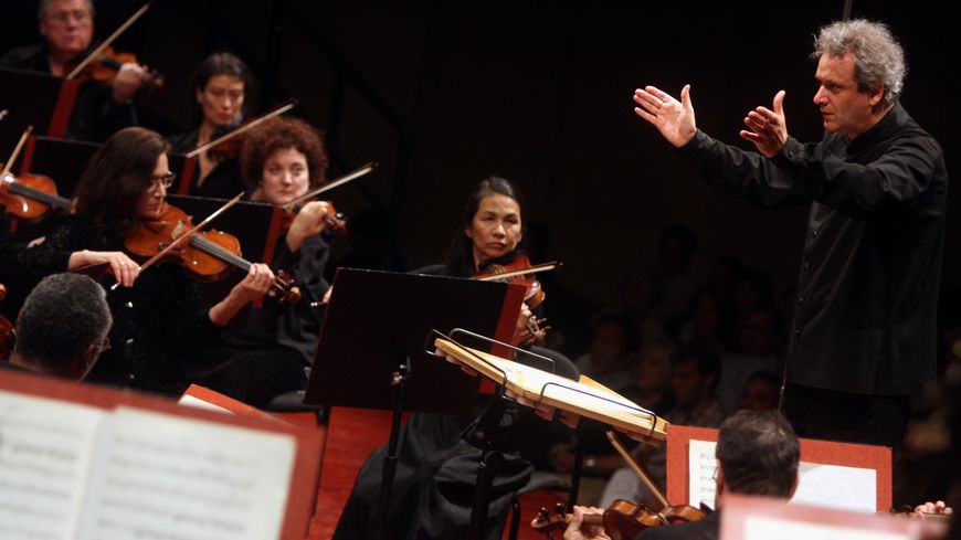 Le chef d'orchestre Louis Langrée dirige l'Orchestre du Mostly Mozart Festival depuis 2003.