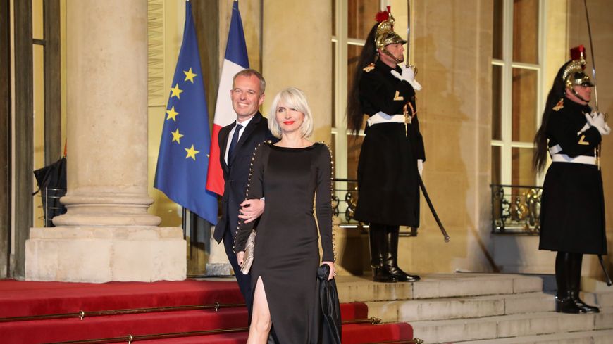 Selon Mediapart le ministre de la Transition écologique aurait utilisé les fonds publics pour convier des amis à des dîners fastueux organisés avec sa femme.