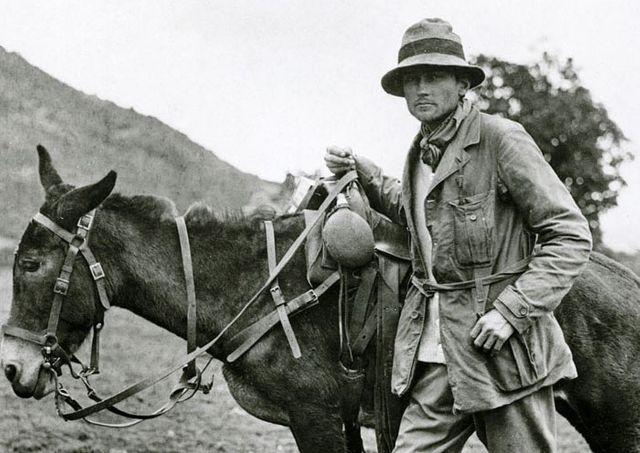 L’aventurier et archéologue Hiram Bingham découvre en 1911 la citadelle inca du Machu Picchu
