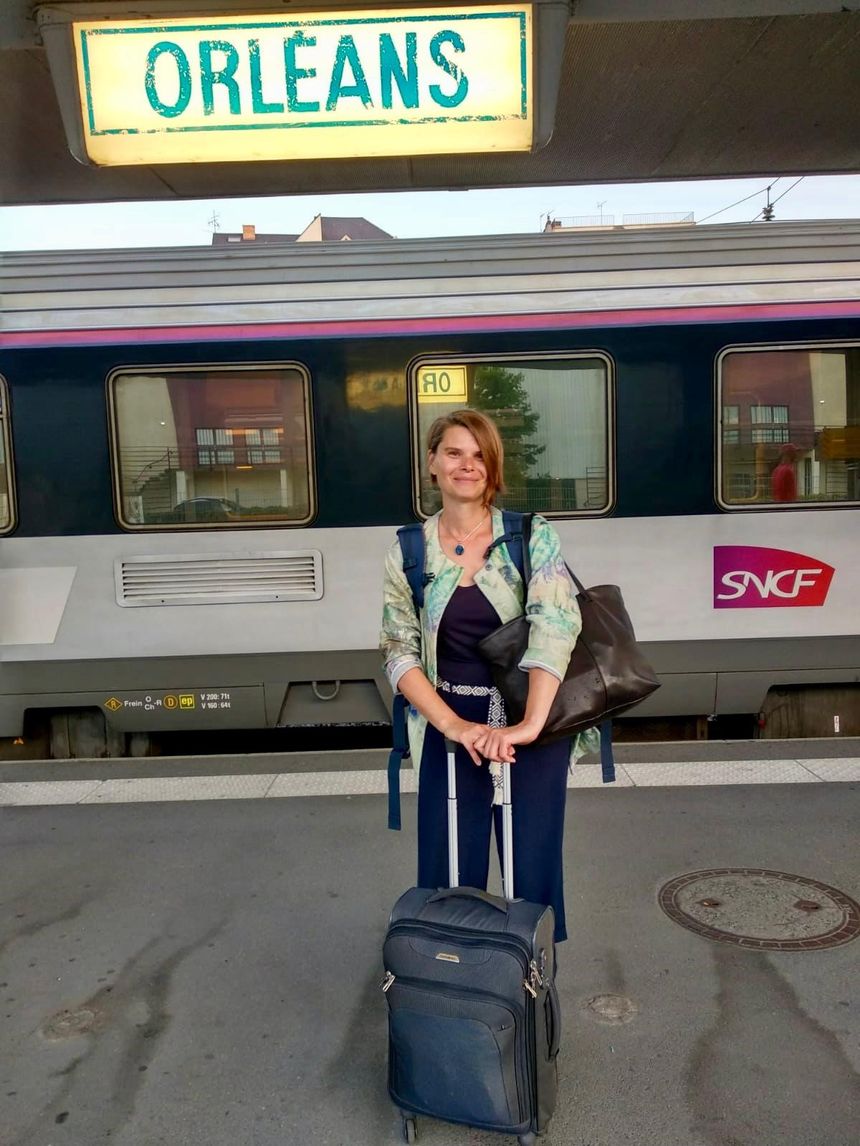 Anna en gare d'Orléans
