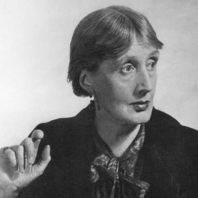 Virginia Woolf (1882-1941), Romancière et essayiste anglaise, photographie du début des années 1930.